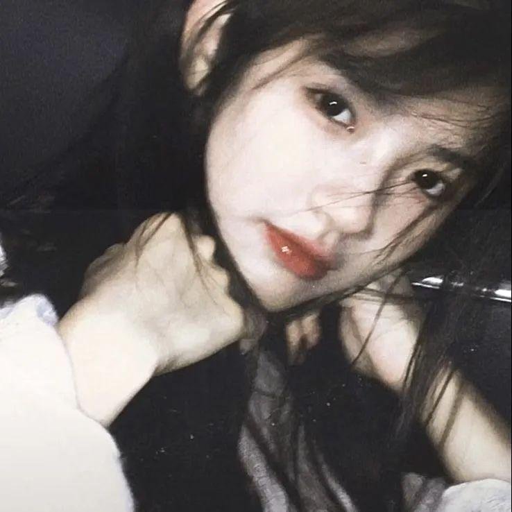 龙月